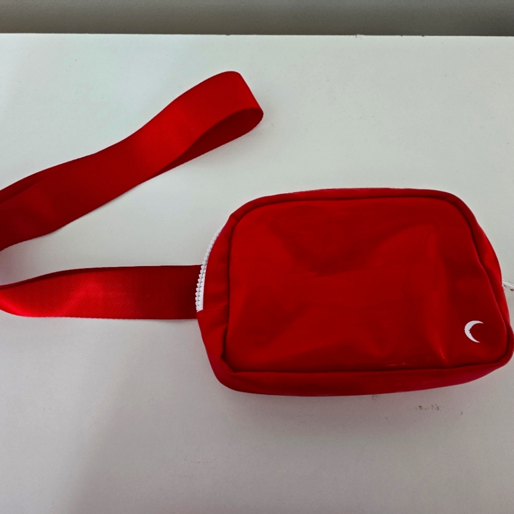 Zyia red belt bag